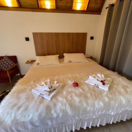 Villa Italia Chale Santo Antônio do Pinhal Buitenkant foto