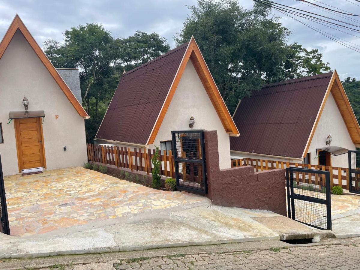 Villa Italia Chale Santo Antônio do Pinhal Buitenkant foto